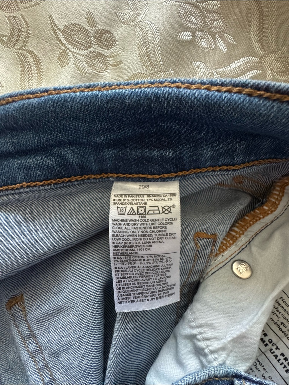 Banana Republic Cropped Bootcut Raw Hem Stretch Jeans Size 29/8 - Picture 6 of 8